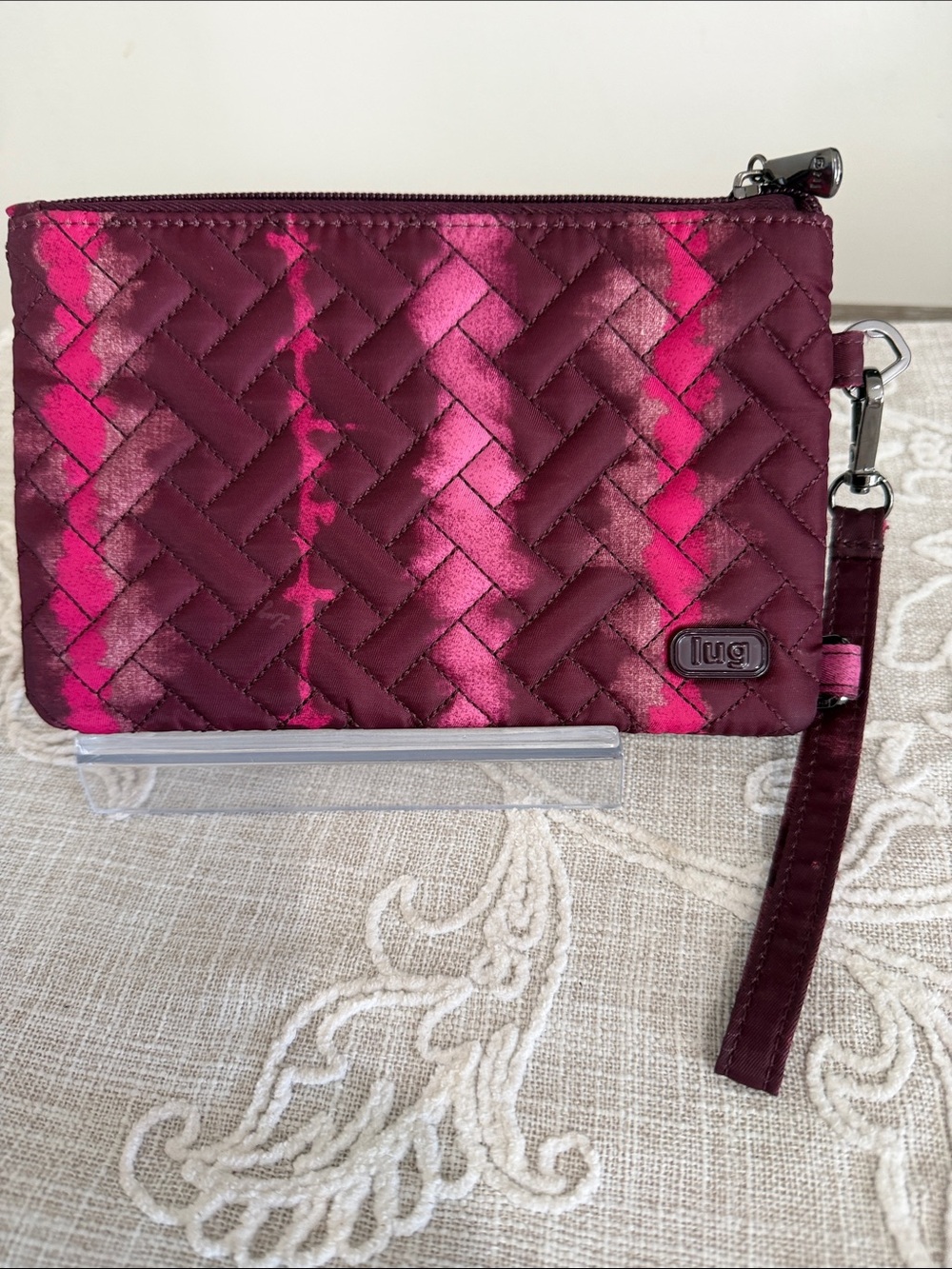 Lug Peekaboo Wristlet